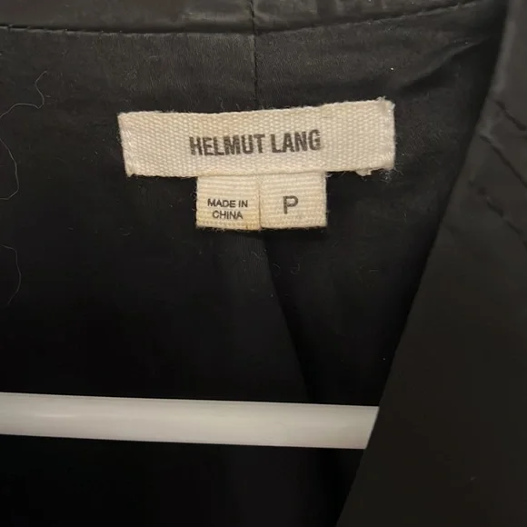 Helmut lang small black jacket. Great conditions. - Picture 2 of 4